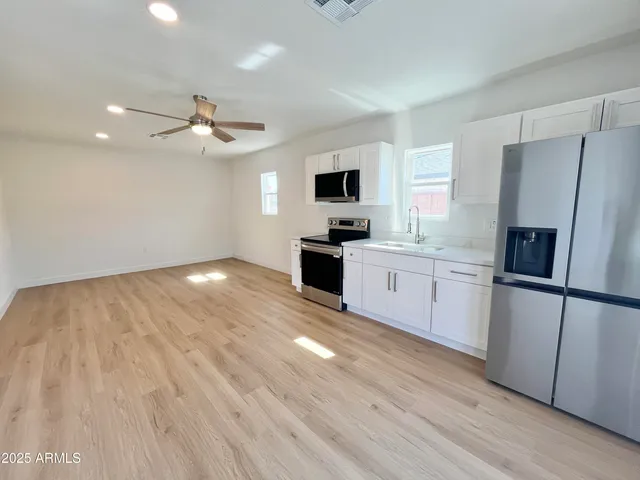 $900,000 | 1514 West Lynwood Street, Phoenix, AZ 85007