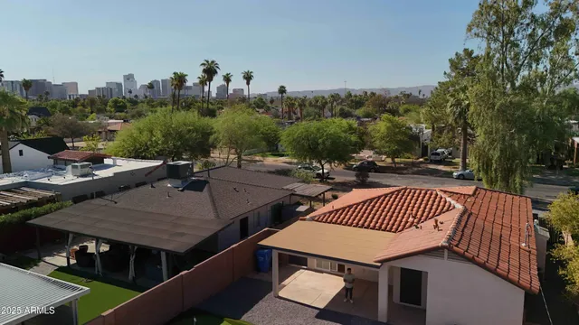 $900,000 | 1514 West Lynwood Street, Phoenix, AZ 85007