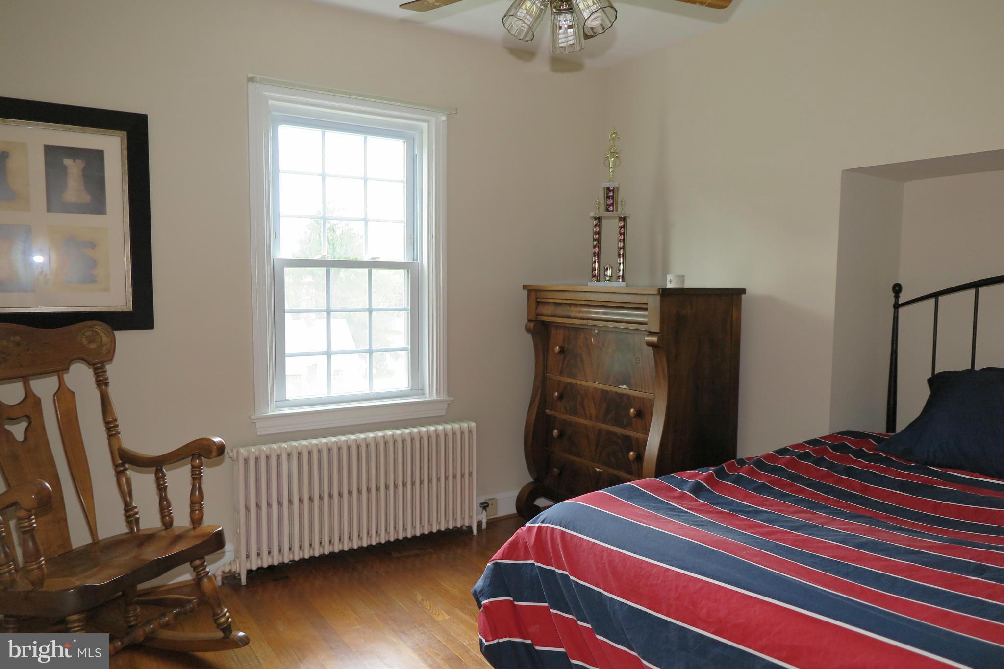 1814 Sherwood Road Silver Spring, MD 20902 - Photo 22 of 28 Bedroom 4