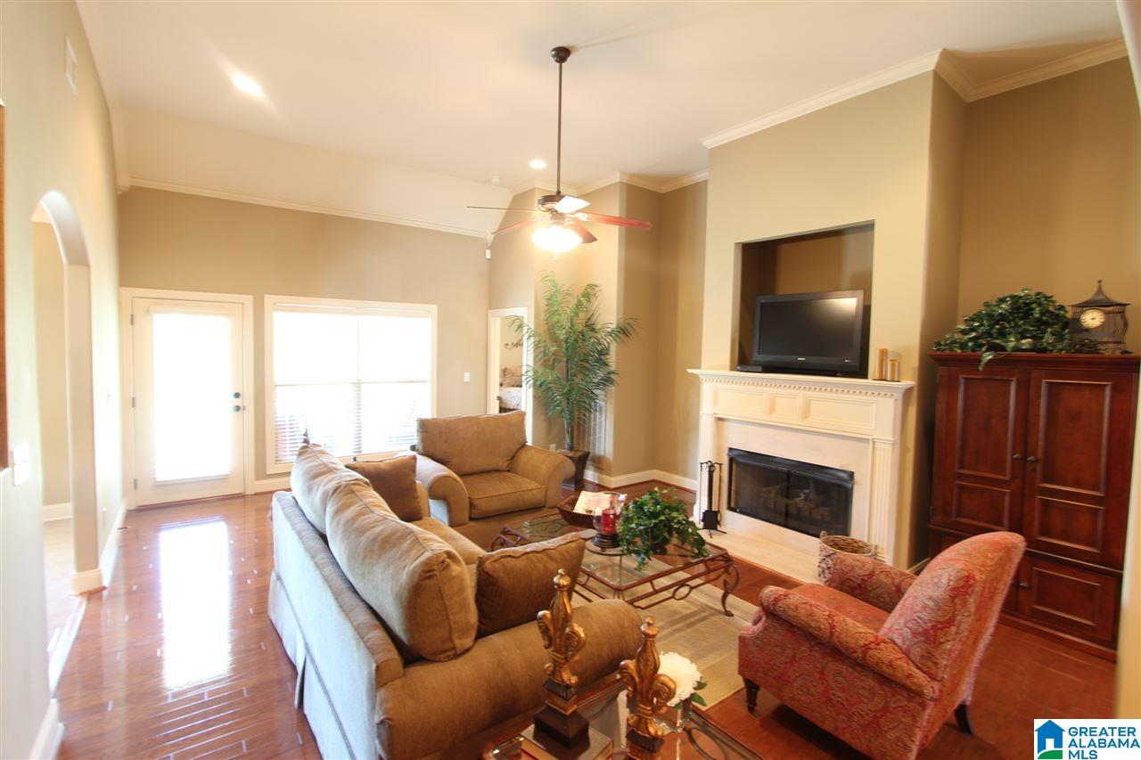412 Heathersage Road Alabaster, AL 35114 - Photo 6 of 34