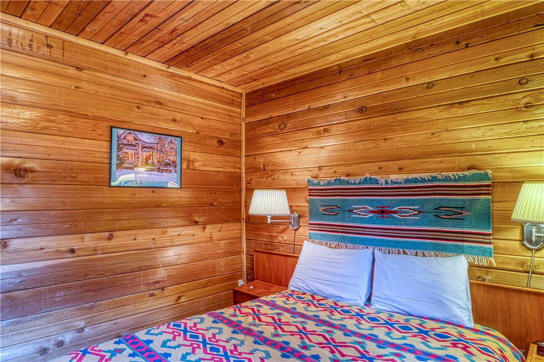 874 Range Road Breckenridge, CO 80424 - Photo 29 of 34 Guests love the decor