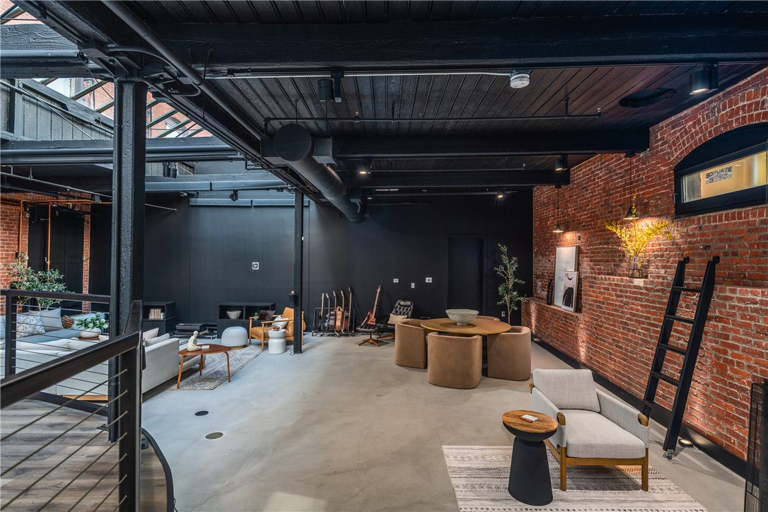 116 Chestnut Street, Unit D1 Providence, RI 02903 - Photo 13 of 50