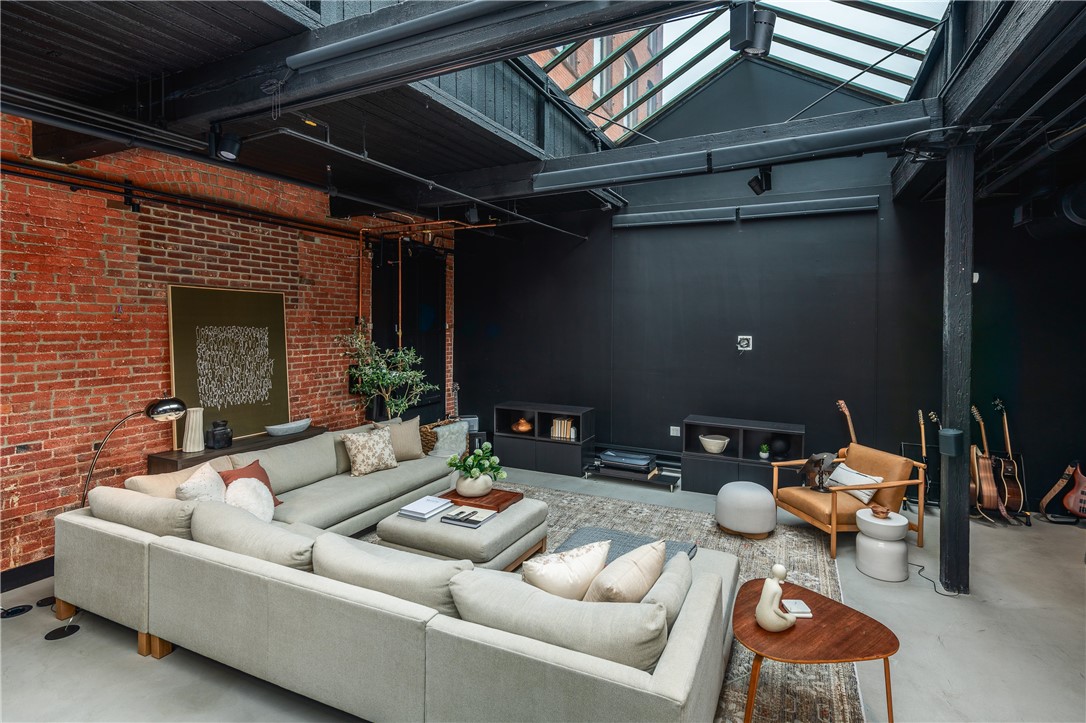 116 Chestnut Street, Unit D1 Providence, RI 02903 - Photo 4 of 50