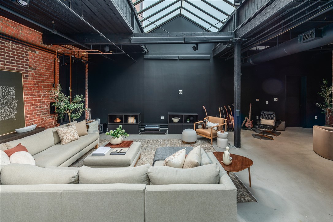 116 Chestnut Street, Unit D1 Providence, RI 02903 - Photo 5 of 50