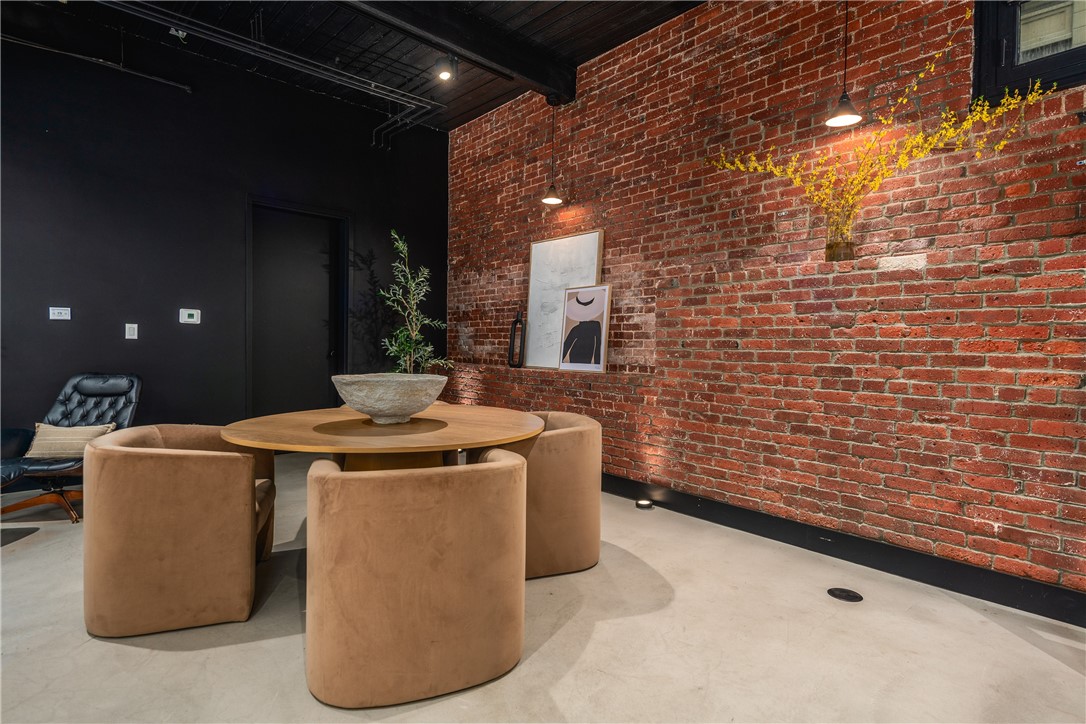 116 Chestnut Street, Unit D1 Providence, RI 02903 - Photo 9 of 50