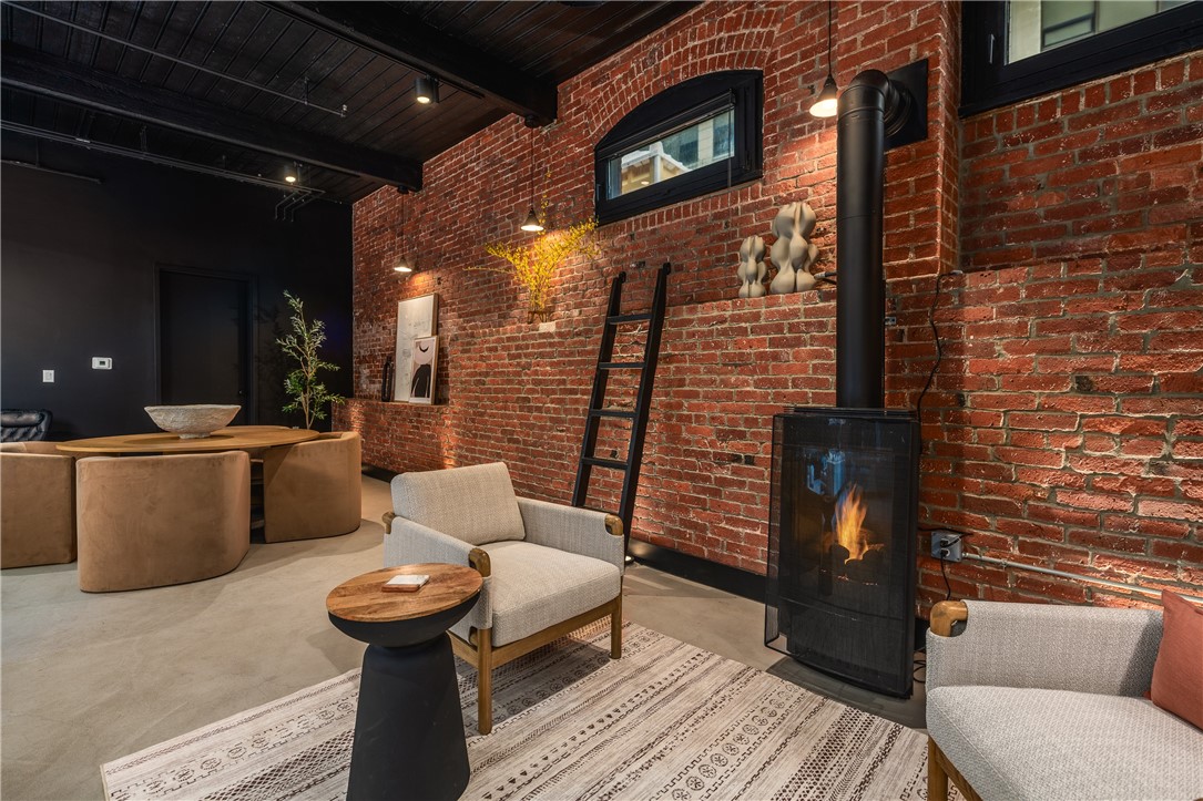 116 Chestnut Street, Unit D1 Providence, RI 02903 - Photo 10 of 50