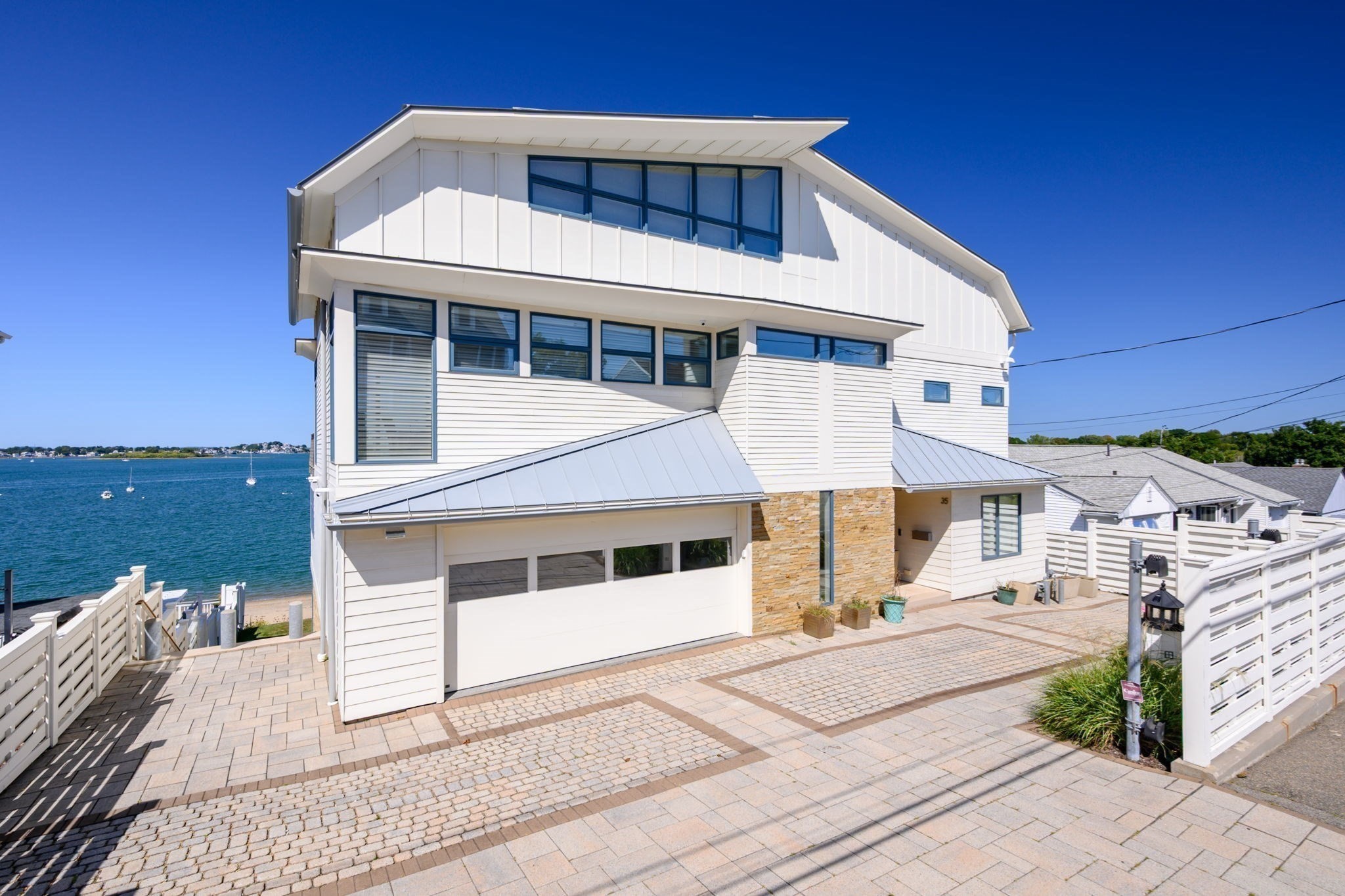 35 Regatta Road Weymouth, MA 02191 - Photo 1 of 21 Gallery Image 1