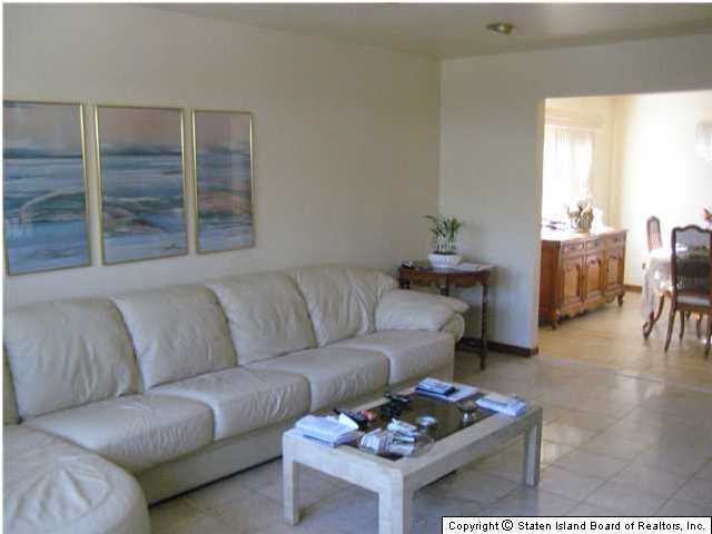 46 Beverly Road Staten Island, NY 10305 - Photo 5 of 6 Additional Photo