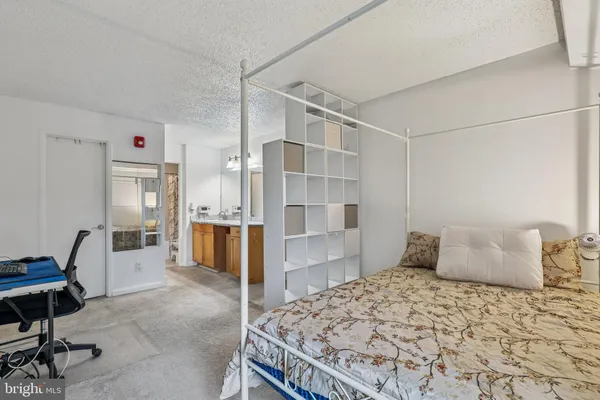 $2,600 | 60 South Van Dorn Street, Unit 511, Alexandria, VA 22304