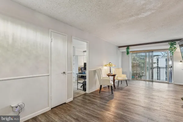 $2,600 | 60 South Van Dorn Street, Unit 511, Alexandria, VA 22304