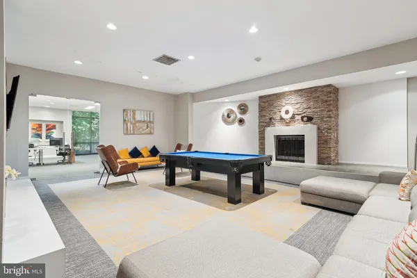 $2,600 | 60 South Van Dorn Street, Unit 511, Alexandria, VA 22304