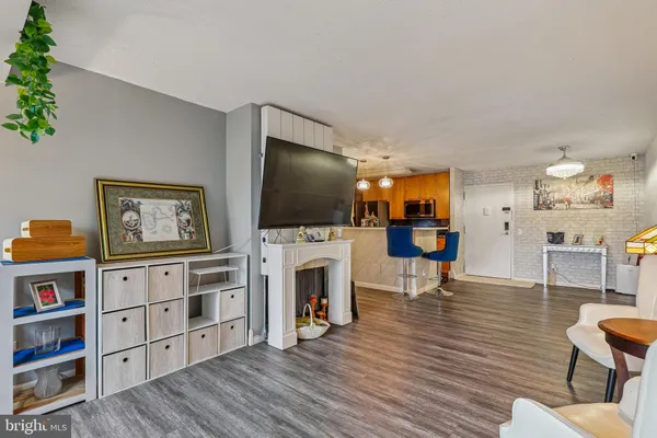 $2,600 | 60 South Van Dorn Street, Unit 511, Alexandria, VA 22304