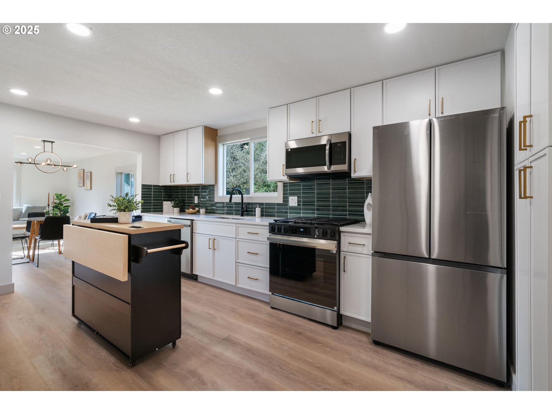 33375 Northwest Ej Smith Road Scappoose, OR 97056 - Photo 16 of 39 Gallery Image 16