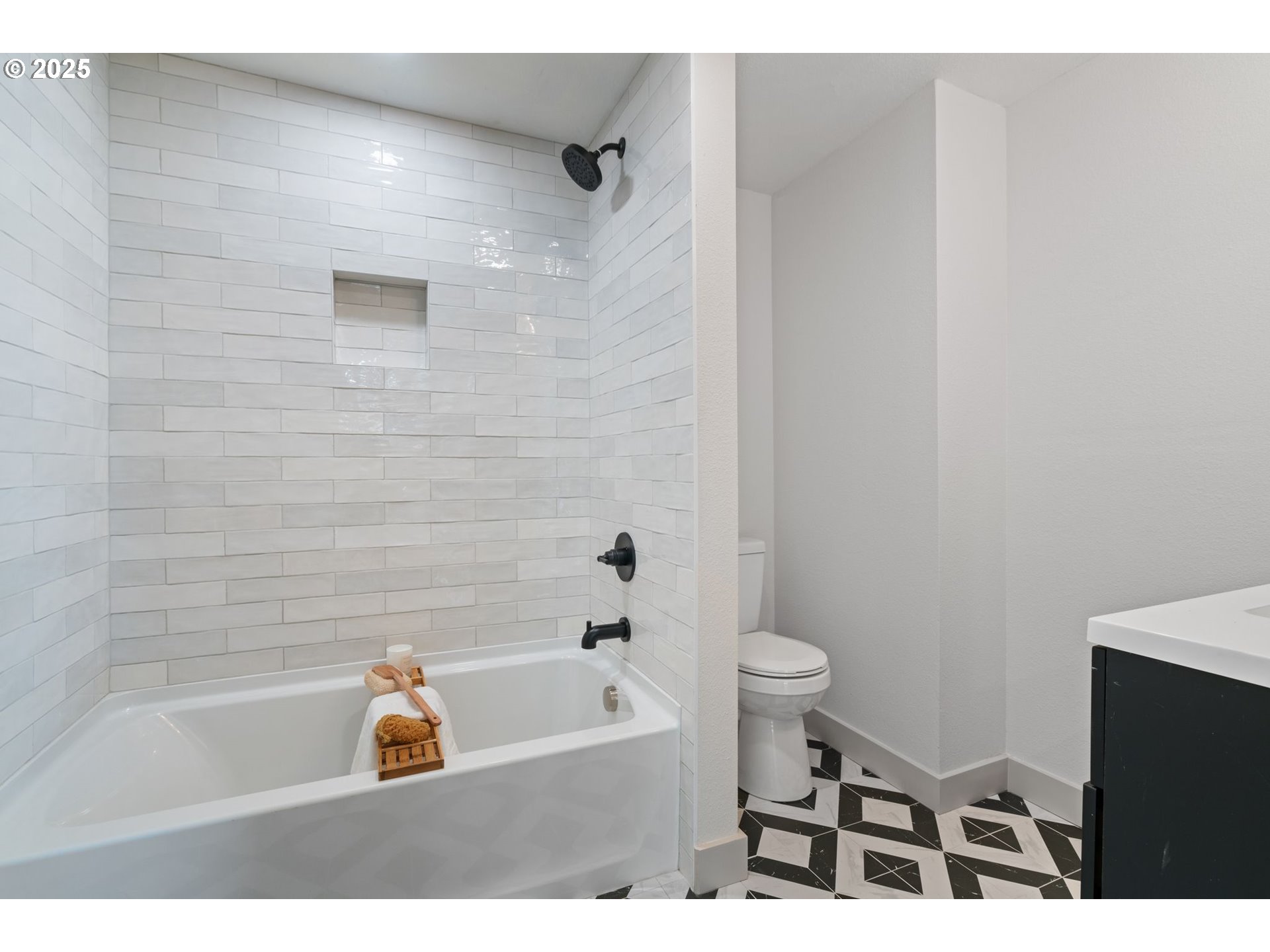 33375 Northwest Ej Smith Road Scappoose, OR 97056 - Photo 18 of 39 Gallery Image 18
