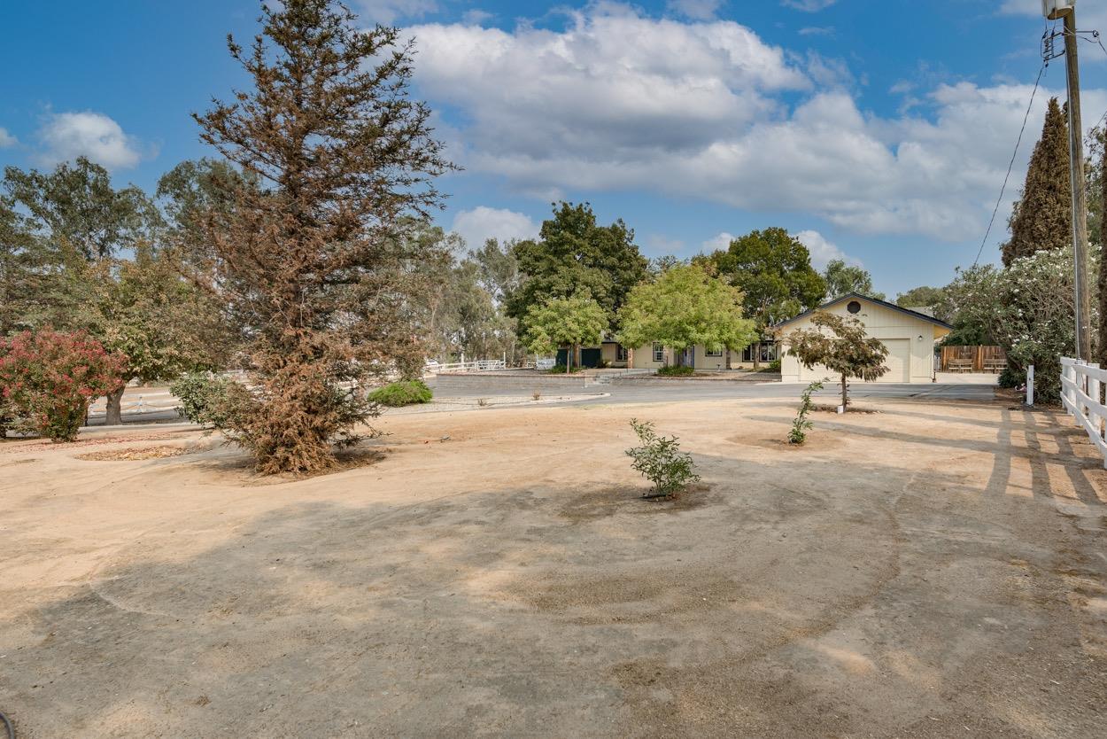 17323 Anaconda Road Madera, CA 93636 - Photo 3 of 48 Gallery Image 3