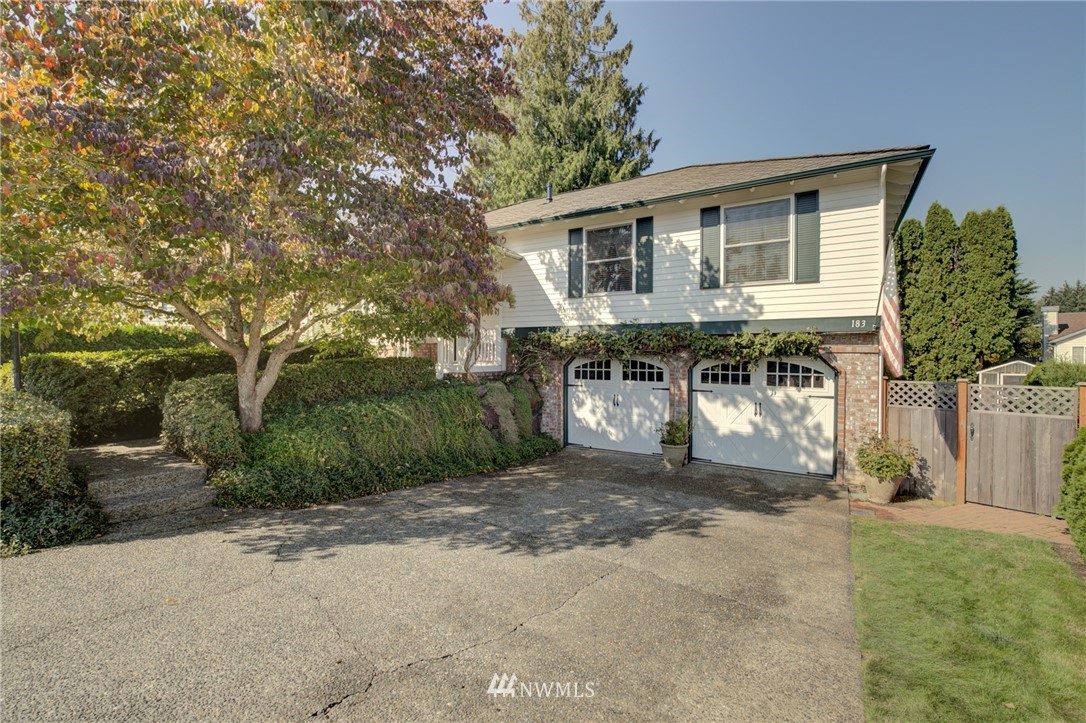 183 Vashon Place Northeast Renton, WA 98059 - Photo 1 of 40