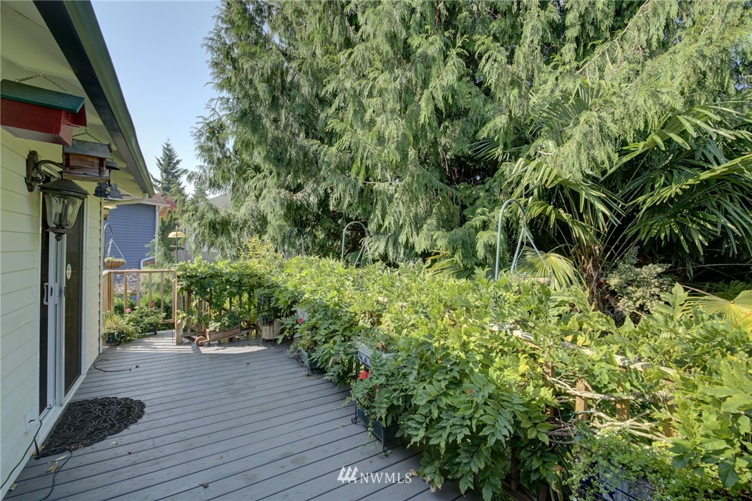 183 Vashon Place Northeast Renton, WA 98059 - Photo 11 of 40
