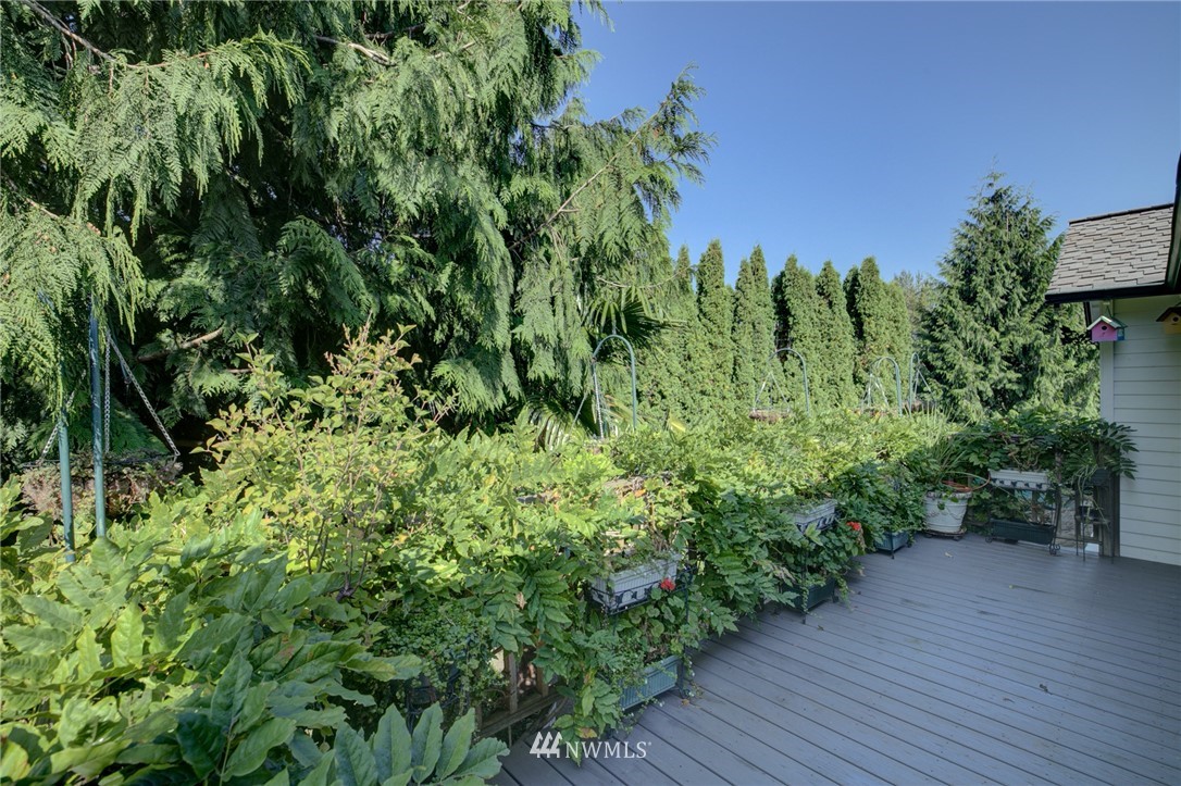 183 Vashon Place Northeast Renton, WA 98059 - Photo 12 of 40