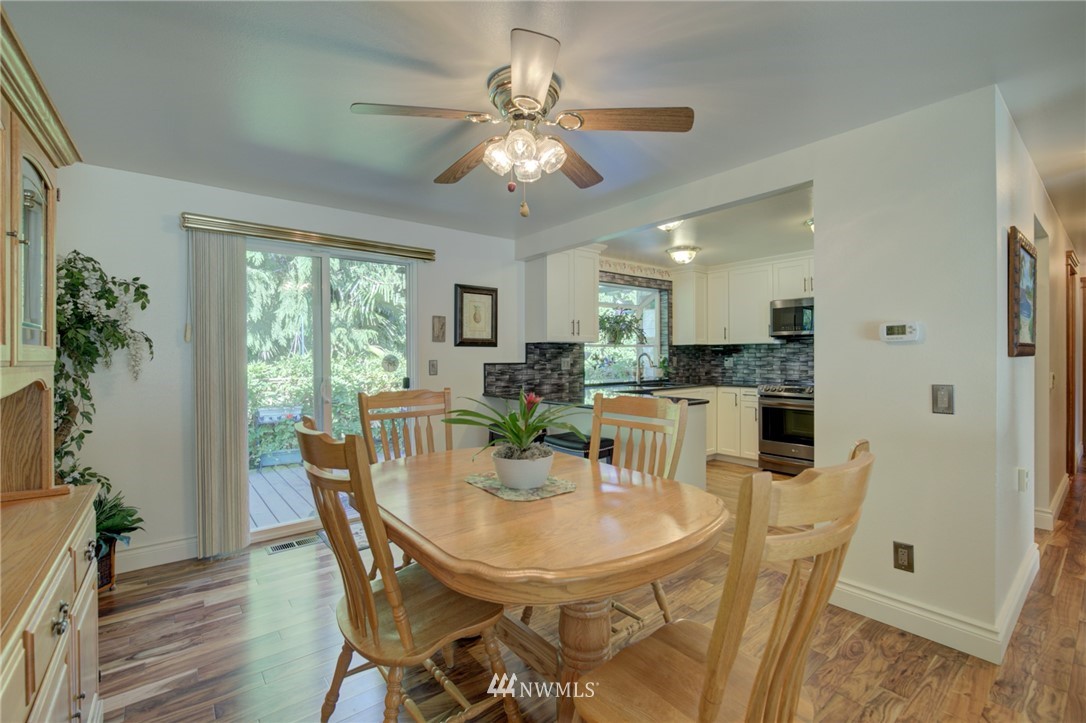 183 Vashon Place Northeast Renton, WA 98059 - Photo 14 of 40