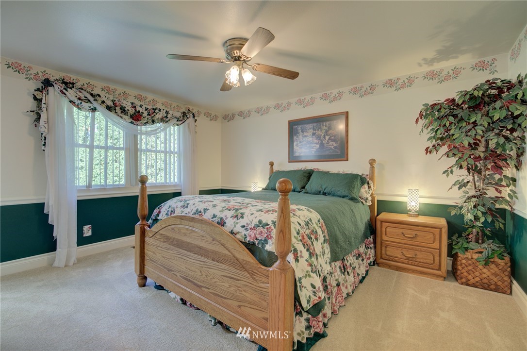 183 Vashon Place Northeast Renton, WA 98059 - Photo 22 of 40