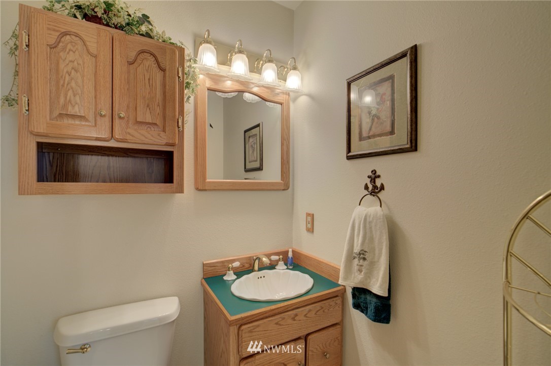 183 Vashon Place Northeast Renton, WA 98059 - Photo 28 of 40