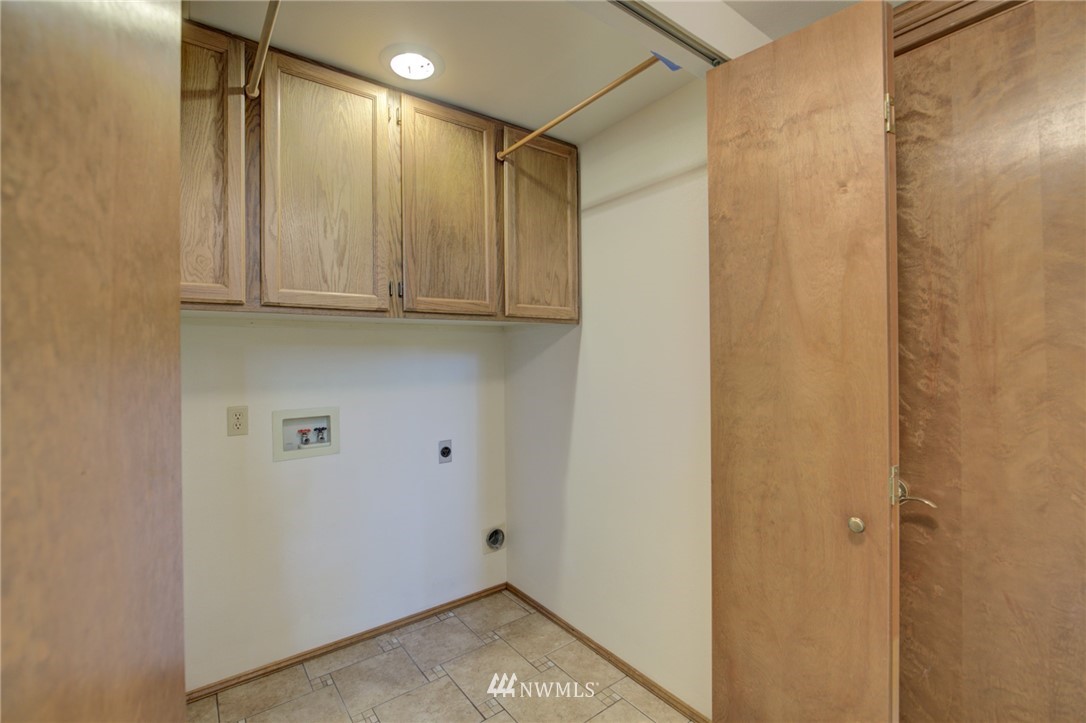 183 Vashon Place Northeast Renton, WA 98059 - Photo 29 of 40