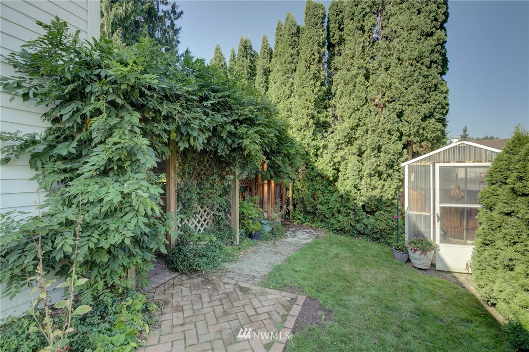 183 Vashon Place Northeast Renton, WA 98059 - Photo 36 of 40