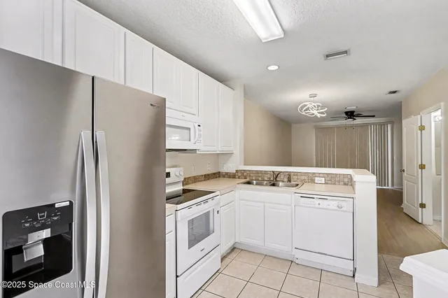 $2,000 | 1352 Hampton Park Lane, Melbourne, FL 32940