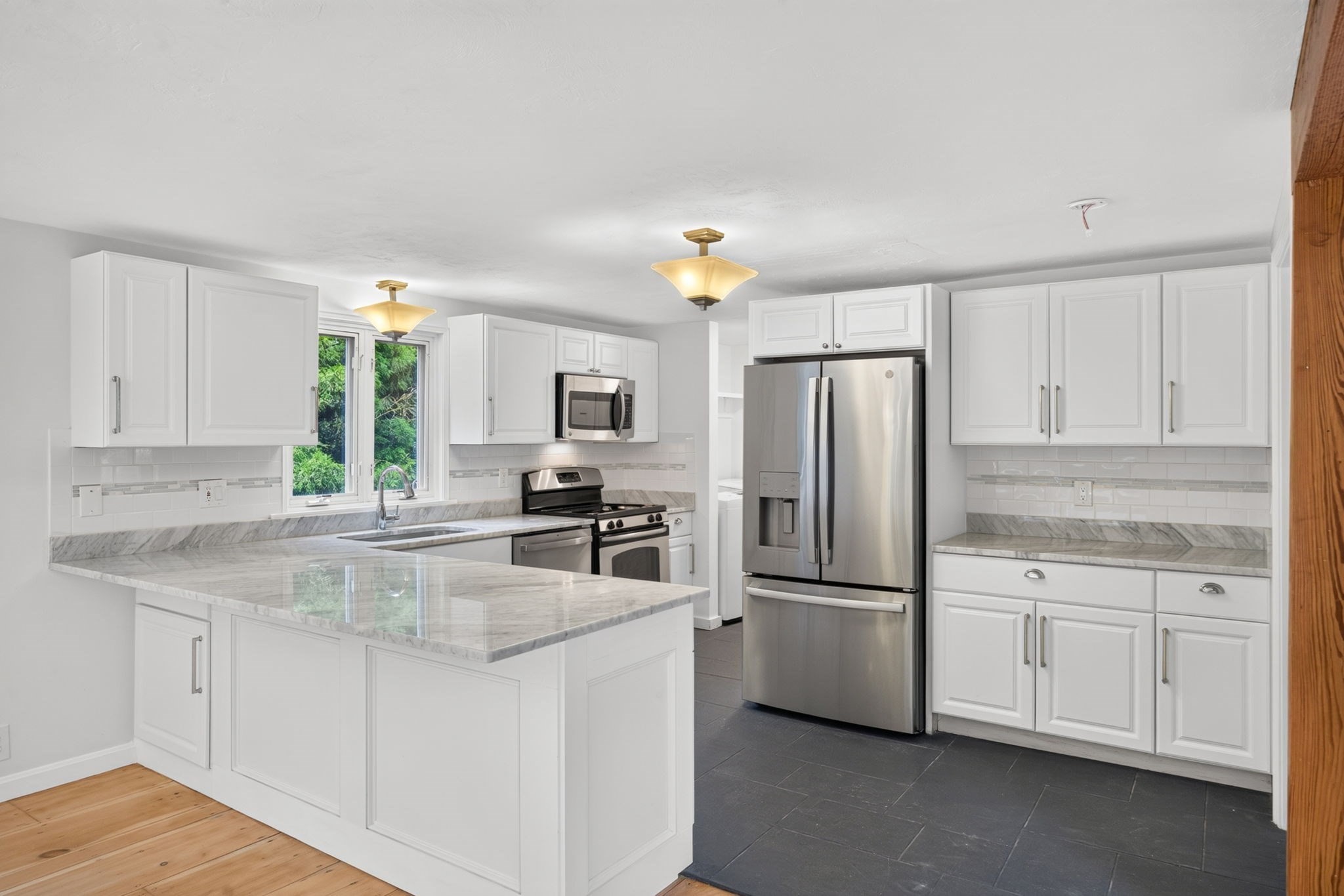 27 Walker Road Brewster, MA 02631 - Photo 7 of 36 Gallery Image 7