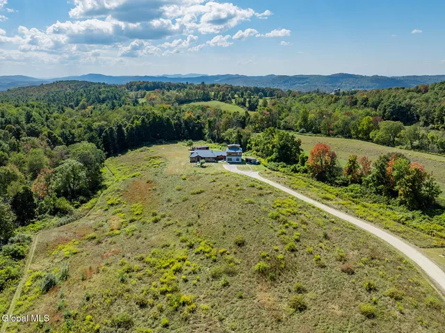 $549,900 | 76 Joe Bean Road, Salem, NY 12865