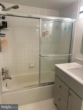 $315,000 | 5802 Torington Drive, Unit 825, Springfield, VA 22152