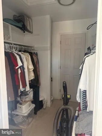 $315,000 | 5802 Torington Drive, Unit 825, Springfield, VA 22152