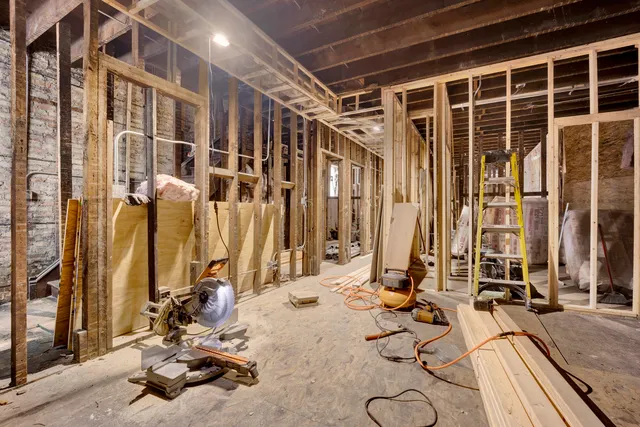 $499,000 | 5813 South Wabash Avenue, Chicago, IL 60637