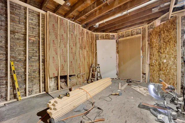 $499,000 | 5813 South Wabash Avenue, Chicago, IL 60637