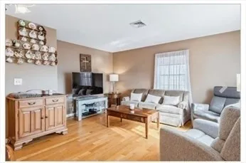 $3,000 | 65 Camden Street, Unit 1, Lynn, MA 01905