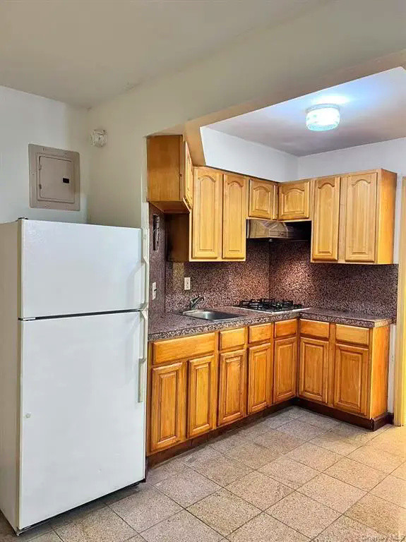 37-30 103rd Street, Unit B2 Queens, NY 11368 - Photo 8 of 10