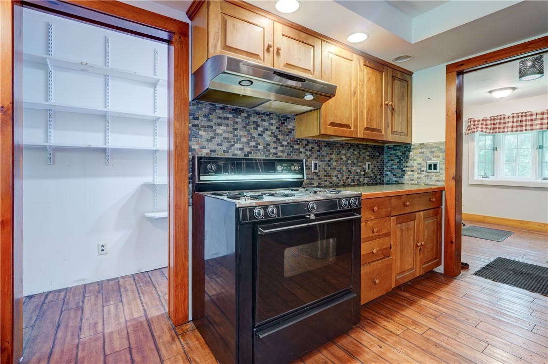 1743 Calkins Road Pittsford, NY 14534 - Photo 18 of 46