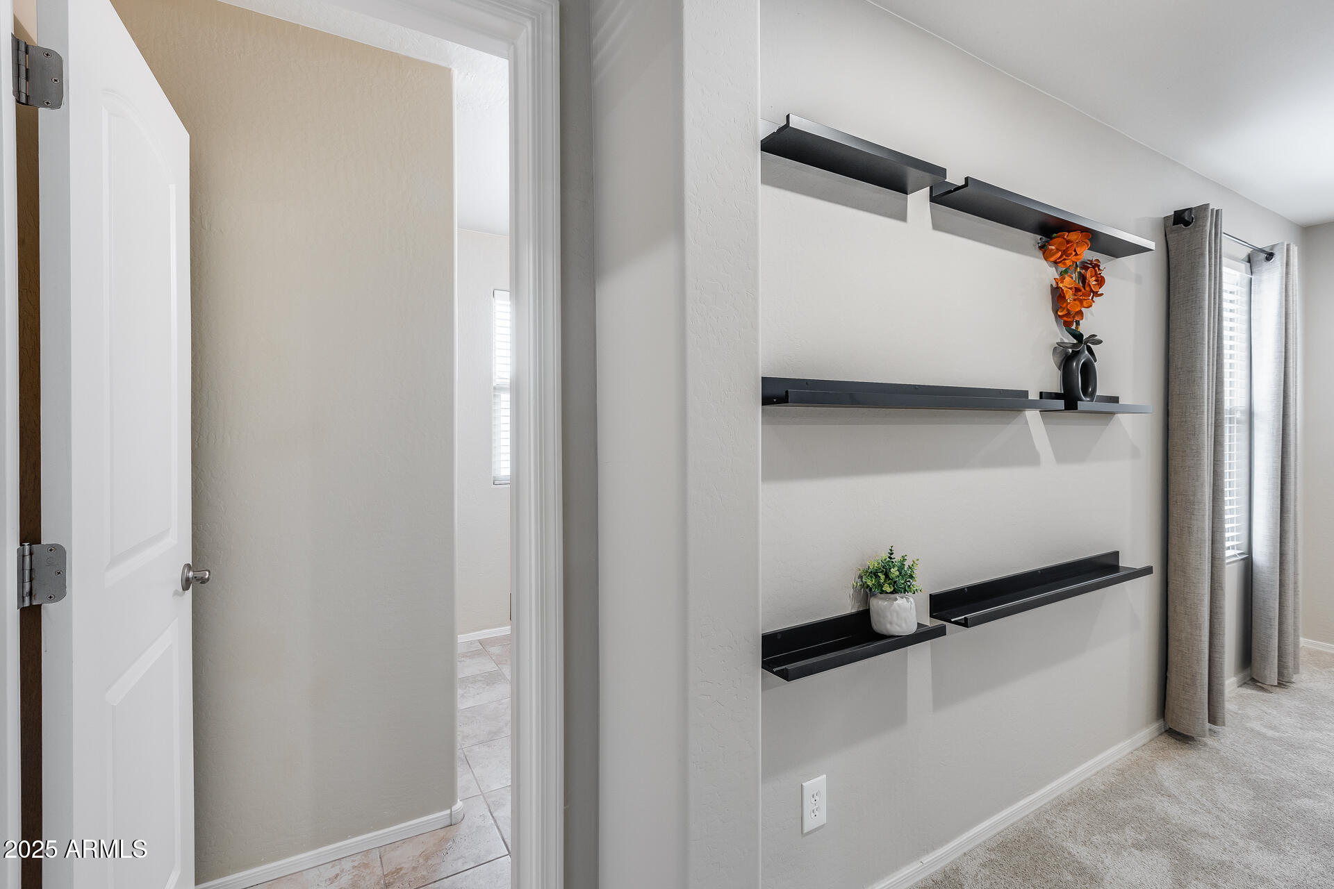 6853 East Posada Circle Mesa, AZ 85212 - Photo 35 of 45 a view of walk in closet