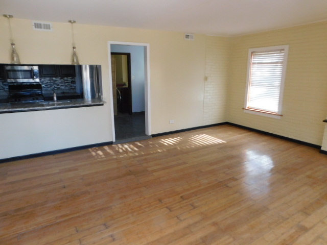 17433 Henry Street Lansing, IL 60438 - Photo 2 of 24