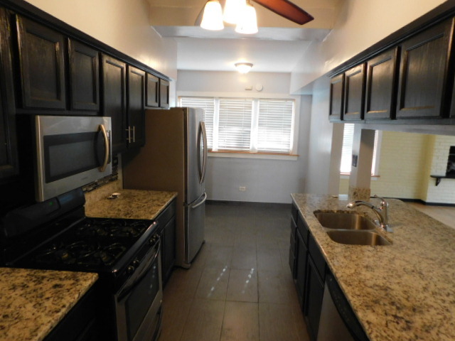 17433 Henry Street Lansing, IL 60438 - Photo 10 of 24