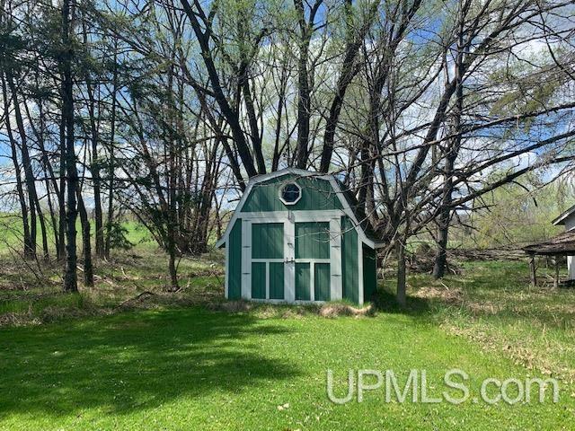 1114 Willow Road Gladstone, MI 49837 - Photo 40 of 43