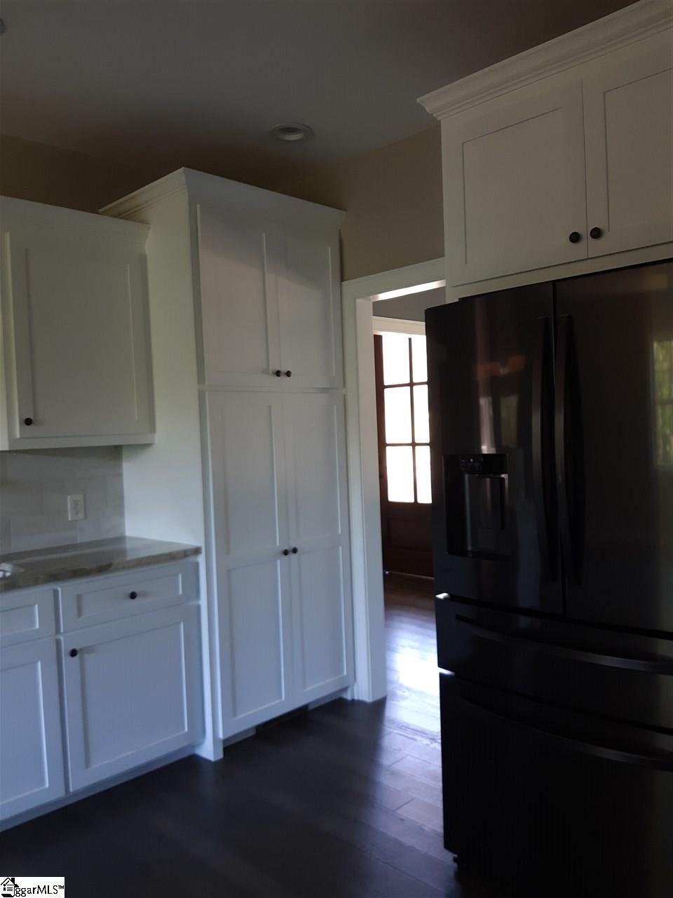 321 Edens Ridge Drive Six Mile, SC 29682 - Photo 5 of 19 Gallery Image 5