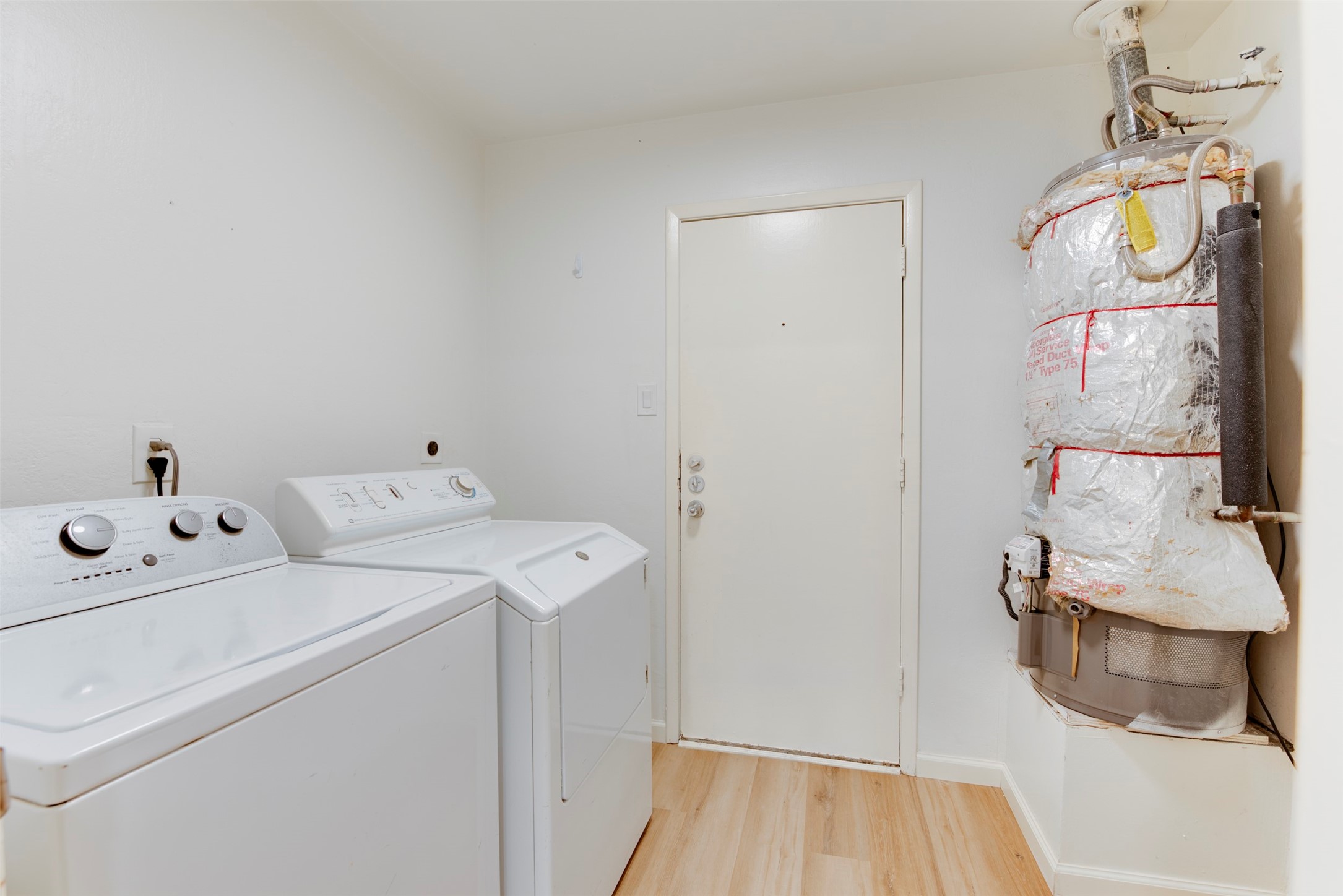 15914 Barbarossa Drive Houston, TX 77083 - Photo 17 of 29