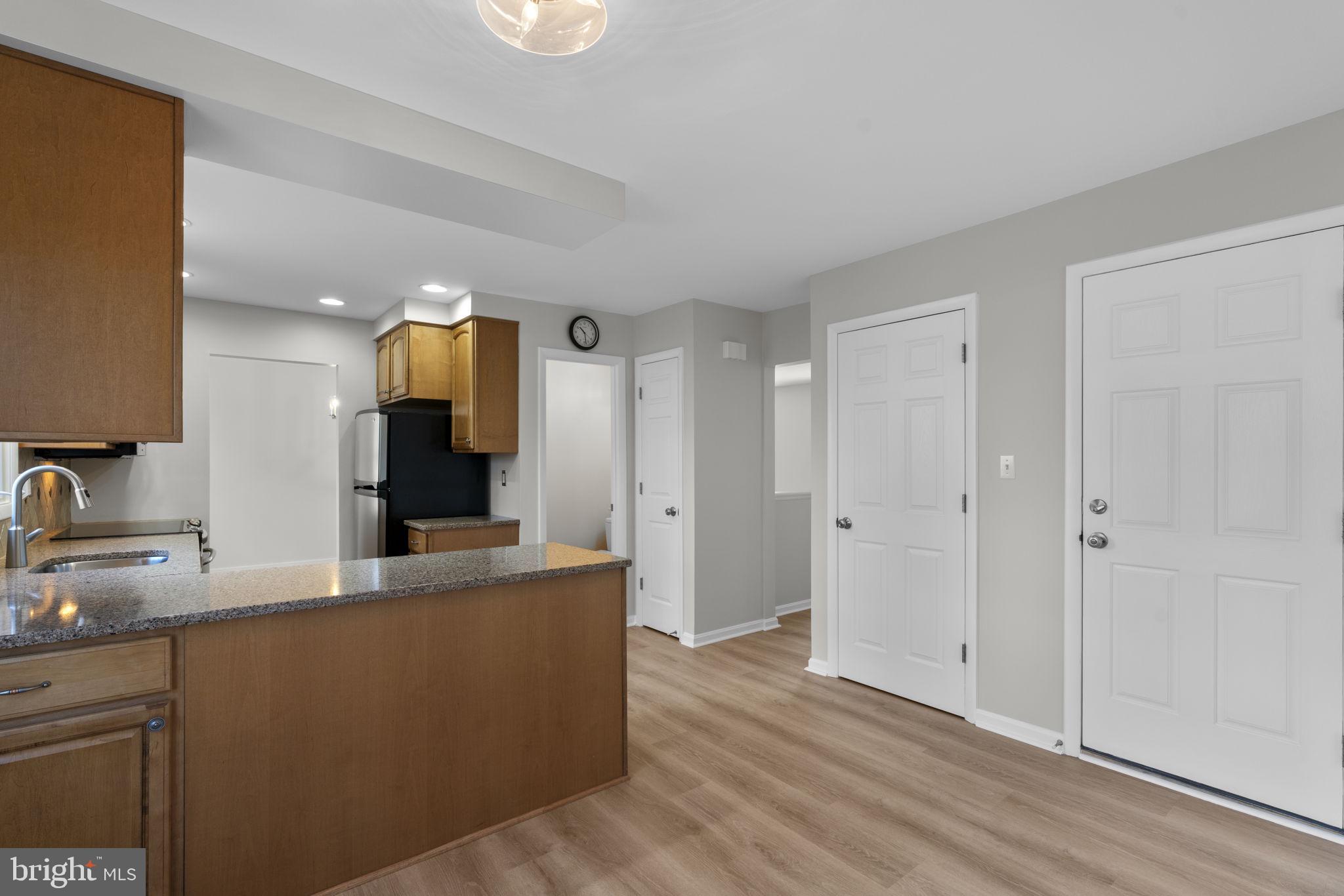5461 Marsh Hawk Way Columbia, MD 21045 - Photo 14 of 48 Kitchen | Breakfast Area