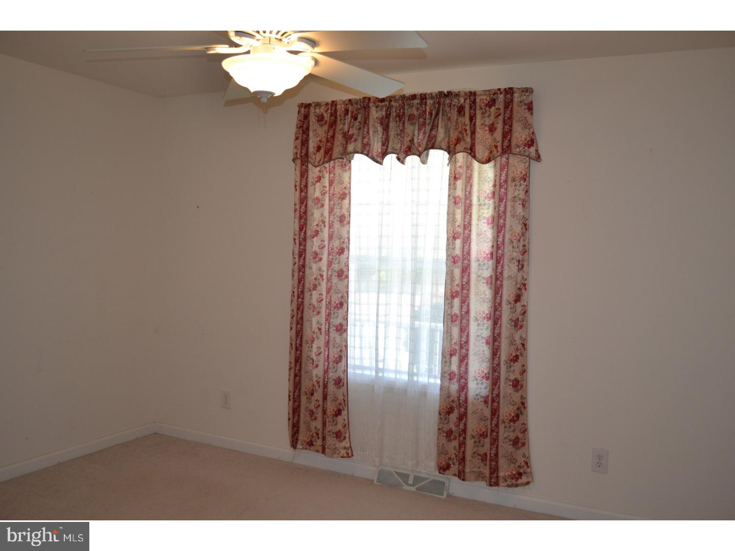 169 Jefferson Road Pennsville, NJ 08070 - Photo 13 of 25 Bedroom 3