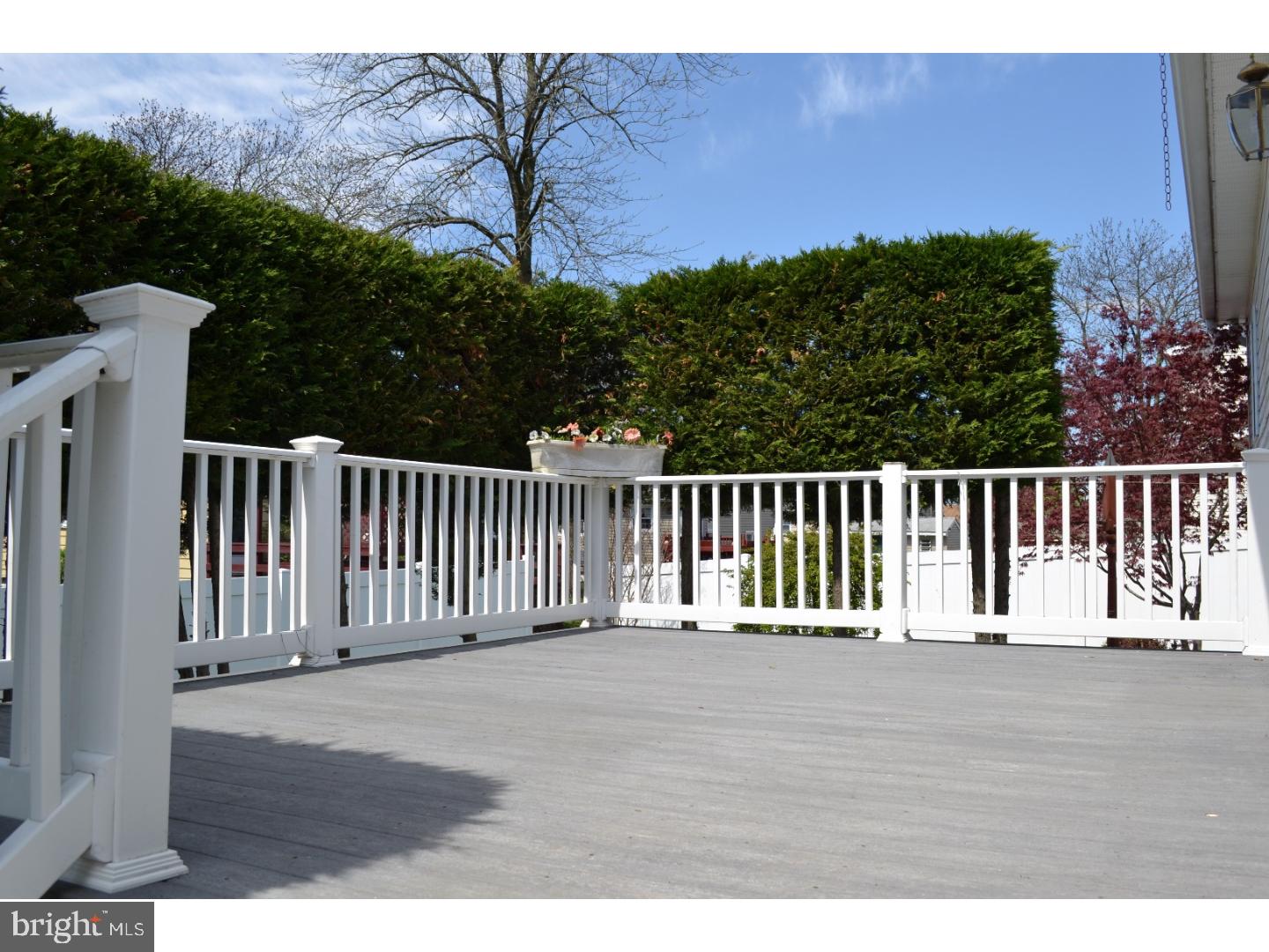169 Jefferson Road Pennsville, NJ 08070 - Photo 19 of 25 Deck
