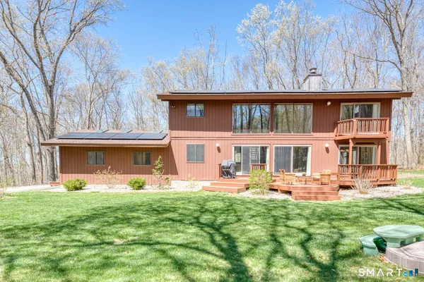$589,000 | 129 Sawmill Brook Lane, Mansfield, CT 06250