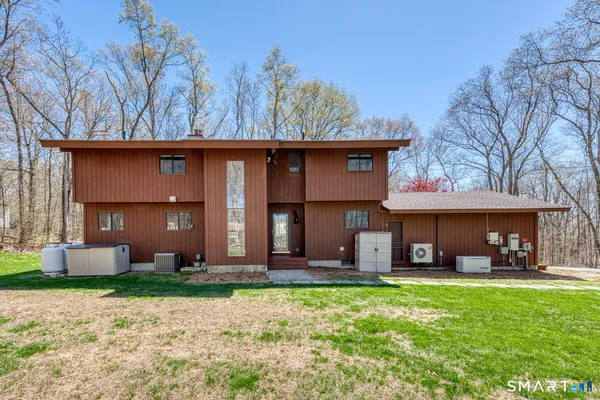 $589,000 | 129 Sawmill Brook Lane, Mansfield, CT 06250