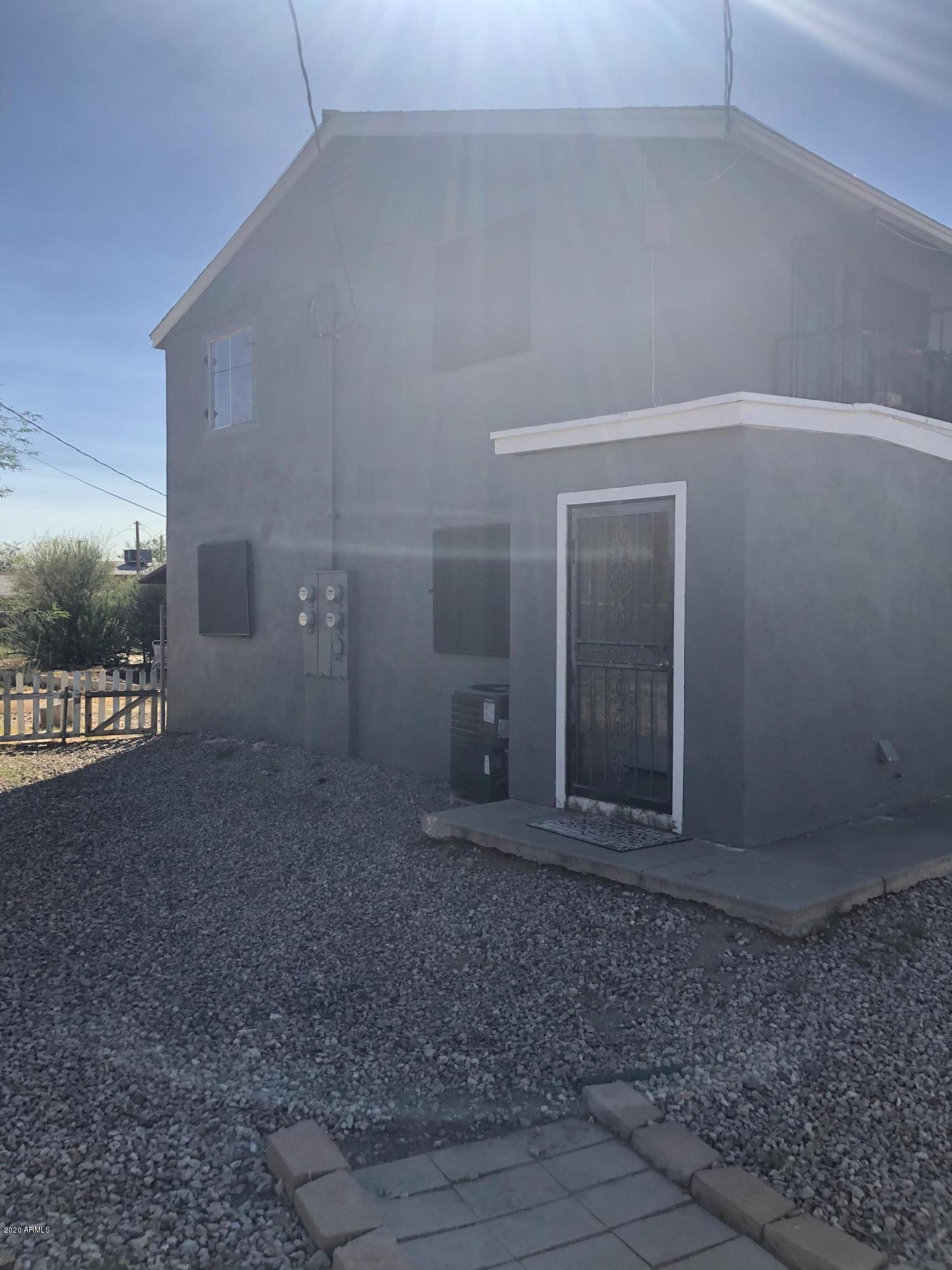 9631 North 12th Avenue, Unit 201 Phoenix, AZ 85021 - Photo 28 of 32 a view of a big room