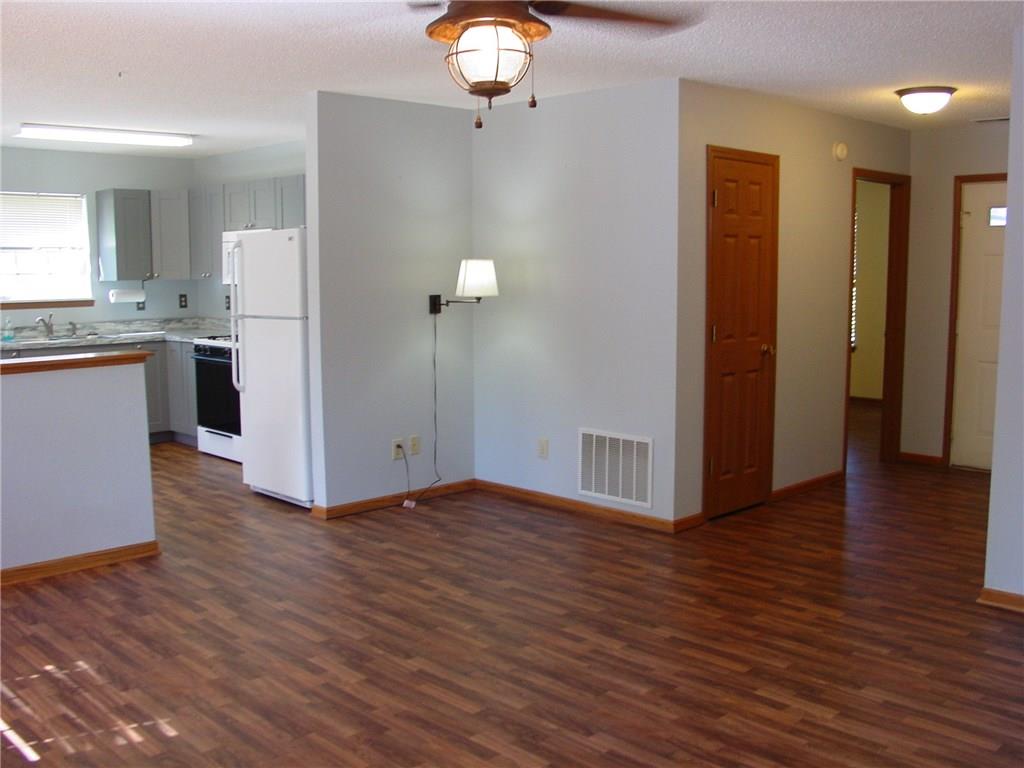 5374 Milhouse Road Indianapolis, IN 46221 - Photo 8 of 22 Gallery Image 8